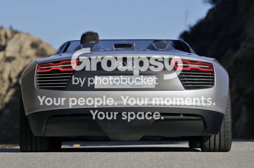 07-2014-audi-e-tron-spyder-qs.jpg