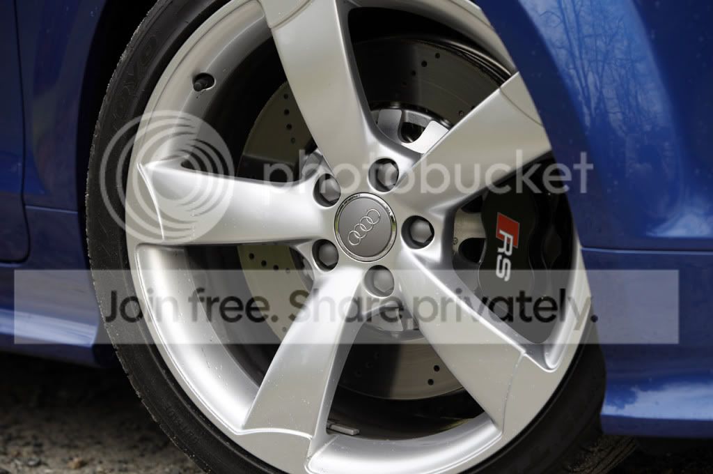 12-2012-audi-tt-rs-fd.jpg
