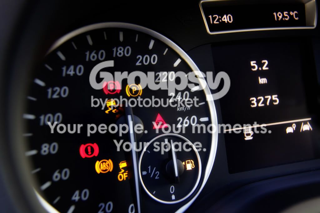 31-2012-mercedes-benz-b-class-fd.jpg
