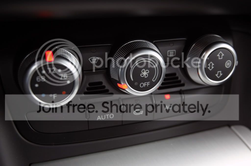 32-2012-audi-tt-rs-fd.jpg