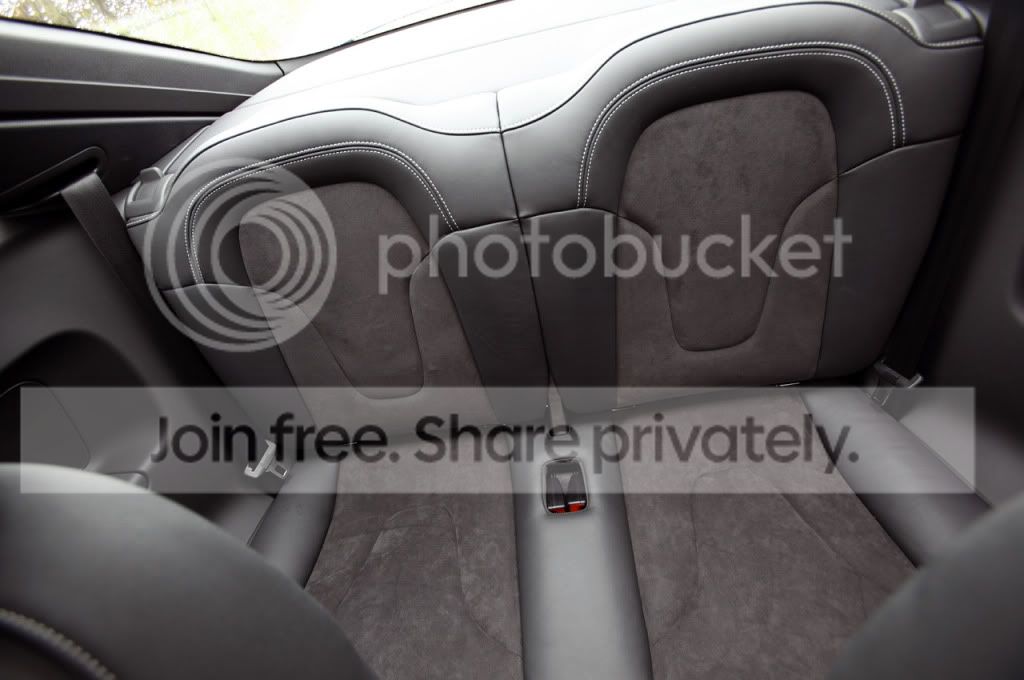 38-2012-audi-tt-rs-fd.jpg