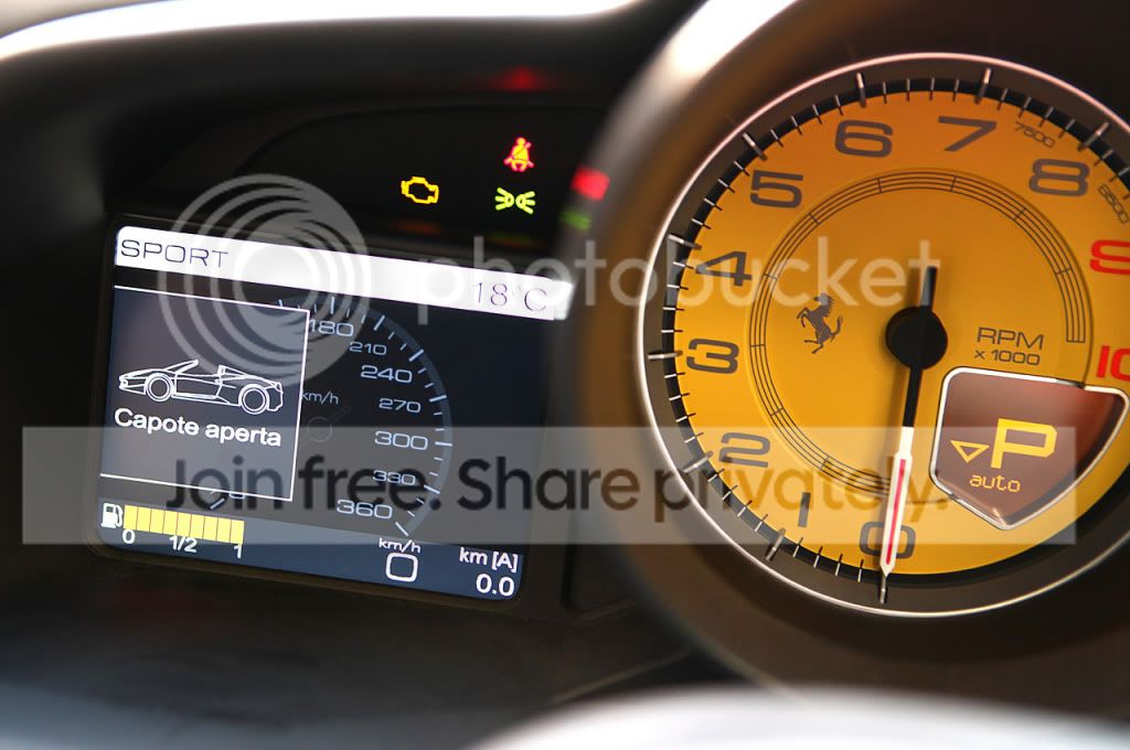 60-2012-ferrari-458-spider.jpg